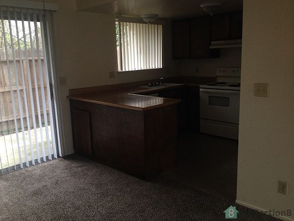 3rd image of 1033 Loughborough Dr APT F