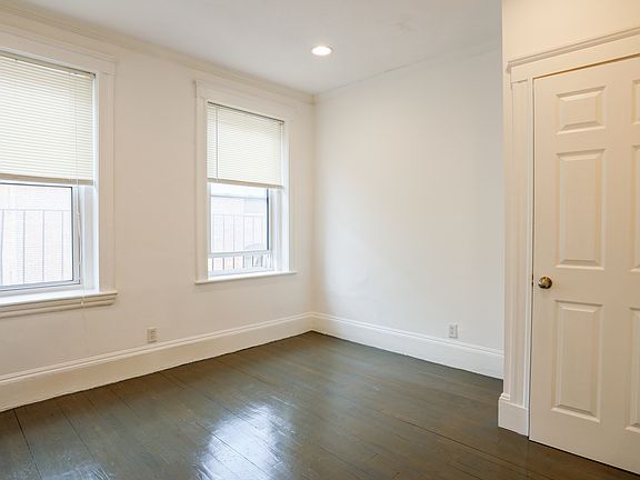 3rd image of 100 Jersey St #17