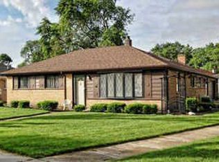1104 W Villa Dr, Des Plaines, IL