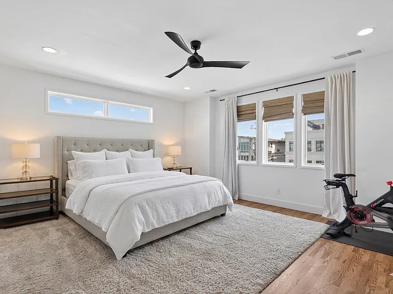 124B Fern Ave — Photo 24