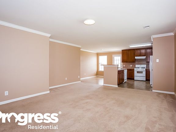 3rd image of 8119 Sanders Forest Ct
