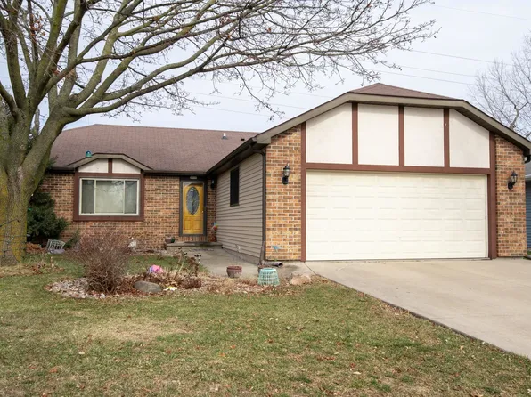 2310 Abbey Ave, Oshkosh, WI 54904
