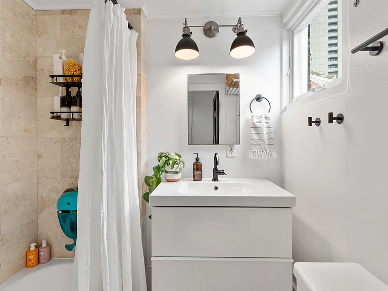 1 Melrose St #3 — Photo 16