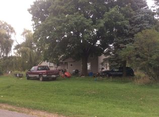 4300 N Douglas Rd, Vestaburg, MI 48891