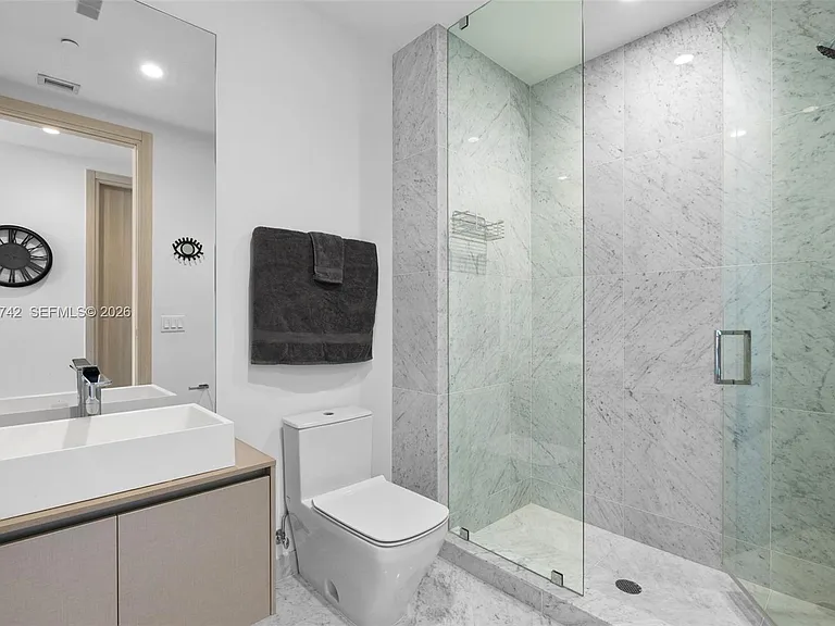 1000 Brickell Plz #Penthouse 5304 — Photo 32
