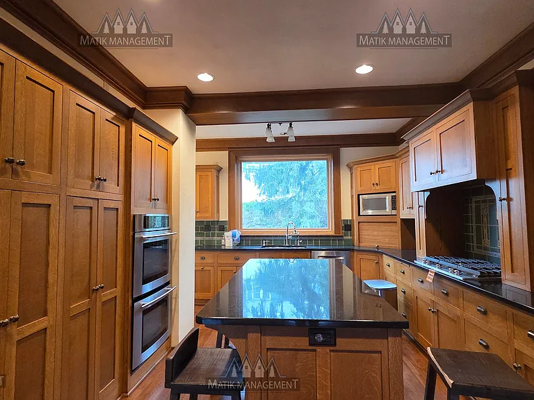 522 14th Ave SW — Photo 6