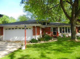 115 Lela Ln, Schaumburg, IL 60193