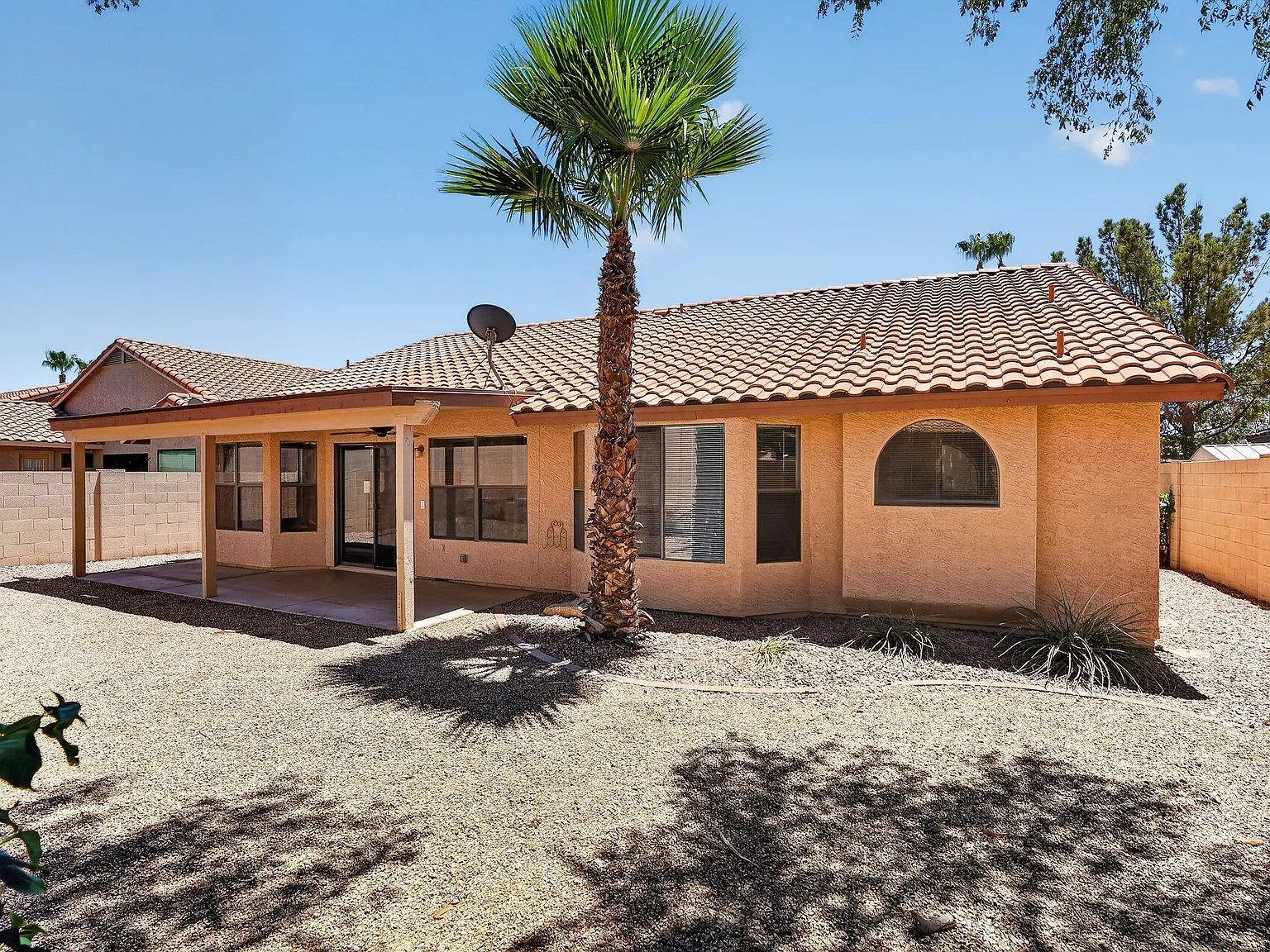 2524 East Indigo Brush Road - 1 — Photo 1