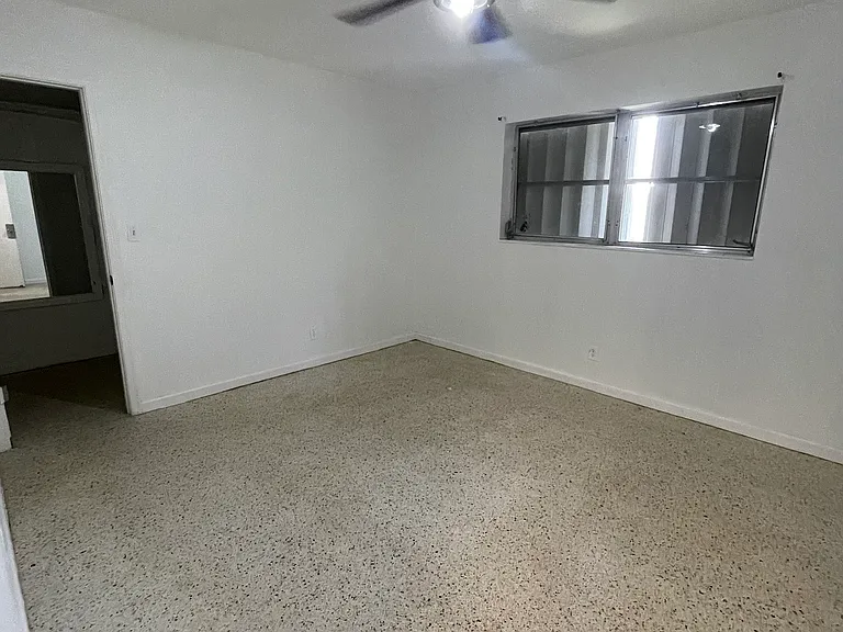 5738 Lincoln St #B — Photo 1