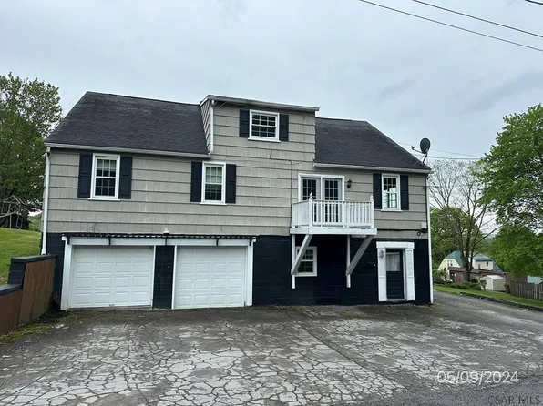 1208 Ocala Ave, Johnstown, PA 15902