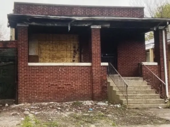 8032 S Colfax Ave, Chicago, IL 60617