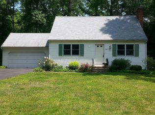 34 Alder Rd, Simsbury, CT 06070