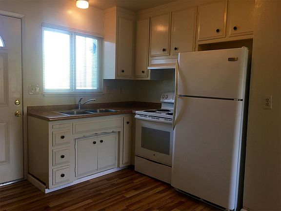 4th image of 211 Stockton Ave APT 5