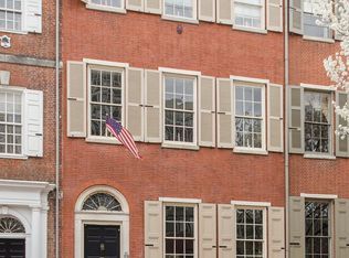 242 S 3rd St, Philadelphia, PA 19106