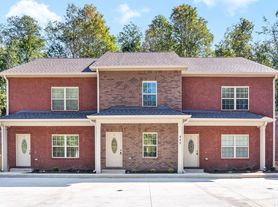 Oak St - 445, B