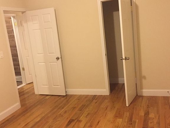 4th image of 934 E 226th St #0