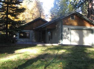 308 Ackley Ave, Mount Shasta, CA 96067