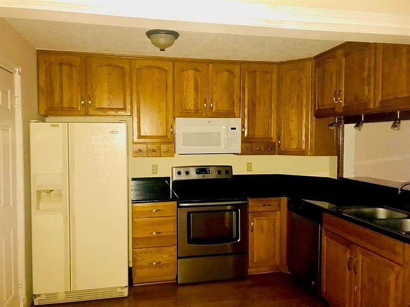 1st image of 2107 Discovery Cir W