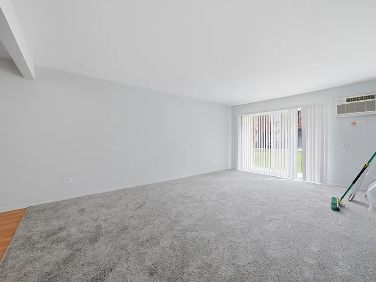 7040 100th St #302 — Photo 30