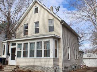 857 6th St E, Saint Paul, MN 55106