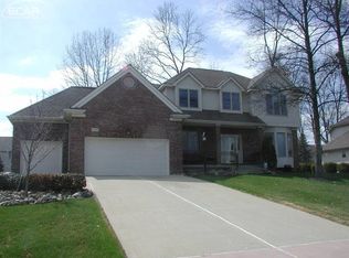 16224 Pine Lake Forest Dr, Linden, MI
