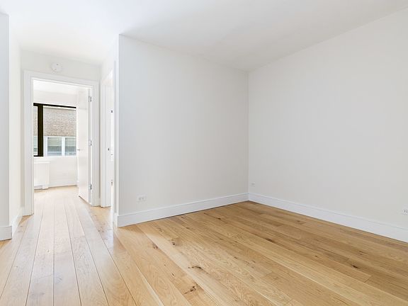 3rd image of 230 E 44th St #7C1