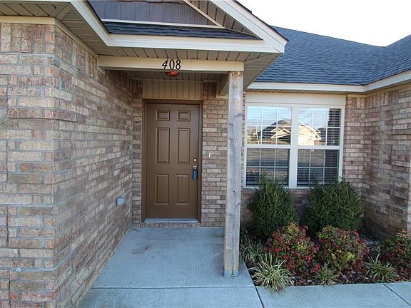 3rd image of 408 E Laurel Ave