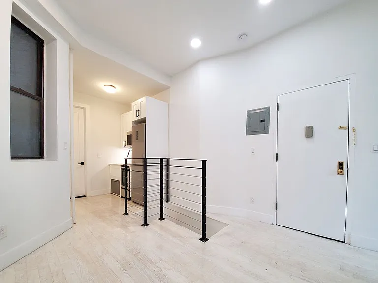 750 Washington Ave #1LF — Photo 1