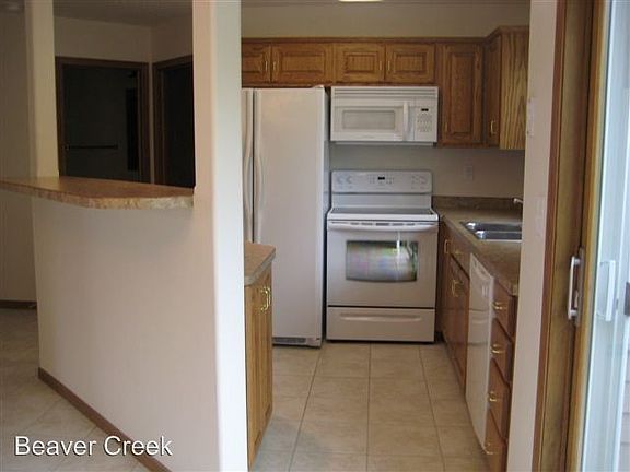 2nd image of 1961 Sheyenne St Unit B