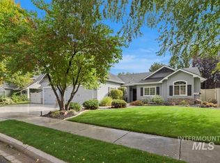 5488 N Mendelson Ave, Meridian, ID 83646
