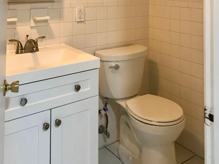 35 Parsons St #B — Photo 8