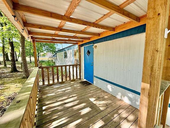 3rd image of 1139 County Road 167