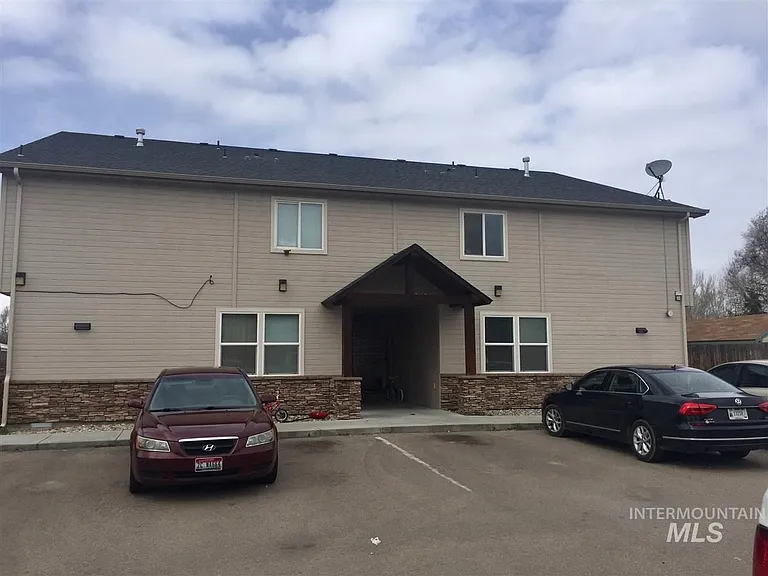 49 N Borah St #104 — Photo 1