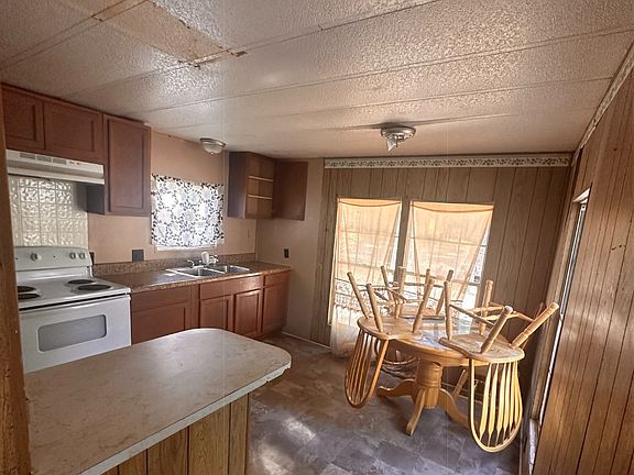 4th image of 3131 County Road 418
