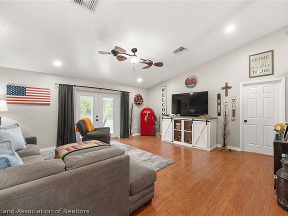 4th image of 7813 Ancha St