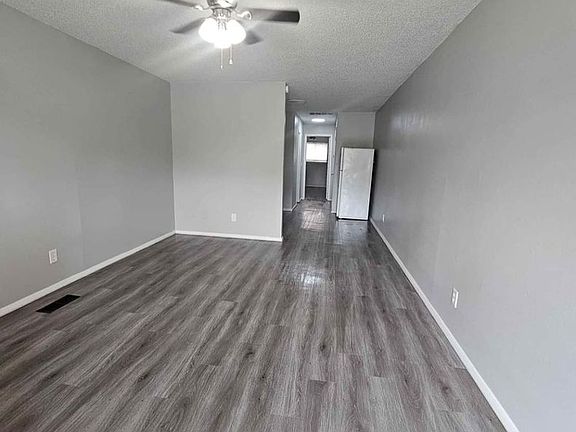 2nd image of 505 W Broadway Ave APT 25