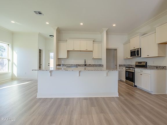 3rd image of 203 Park Haven Dr