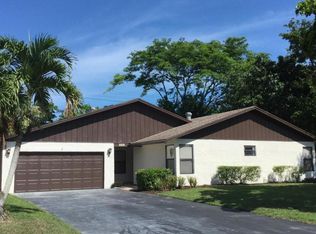 493 SW 27th Ave, Delray Beach, FL 33445