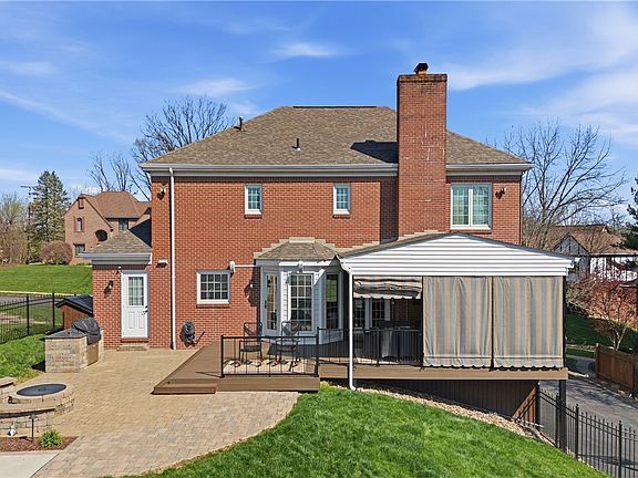 5th image of 104 Trotwood Ct