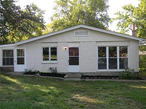 1st image of 811 Marilynn Ave