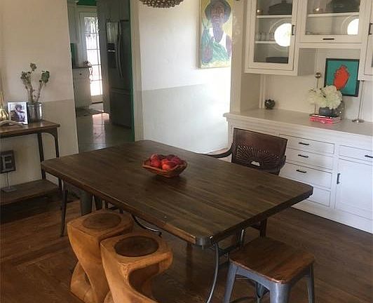 Entry or dining area.