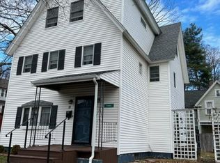 11 Amherst St, Worcester, MA 01602