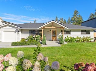 8421 202nd St SW, Edmonds, WA 98026