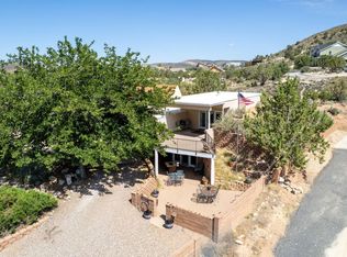 1122 W Diamond Valley Dr, Saint George, UT 84770