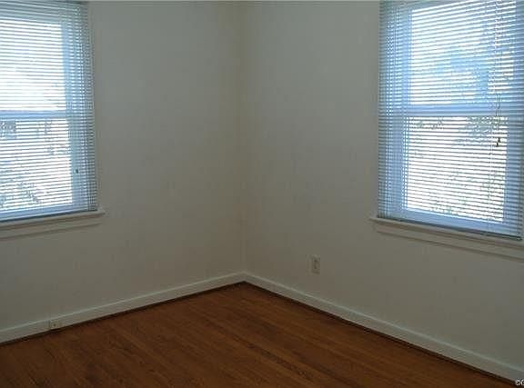 5th image of 7102 Walford Ave