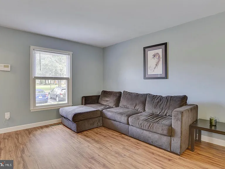 9438 Abingdon Ct — Photo 7