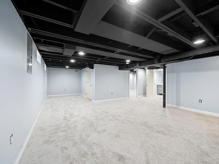 4214 Berkshire Rd — Photo 16