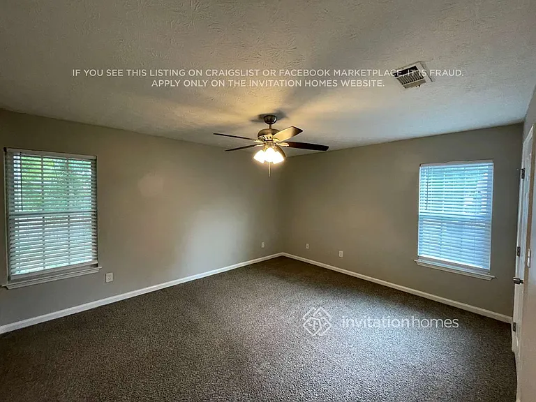1415 Oak Knoll Dr NE — Photo 12