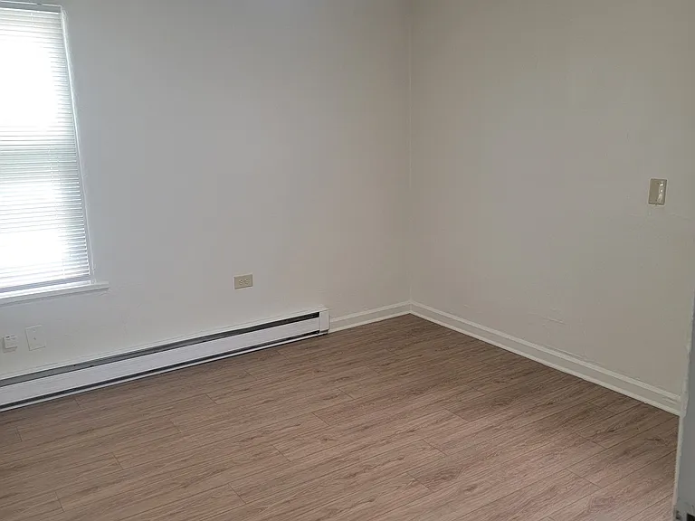 1223 Colby Ave #1223 — Photo 7