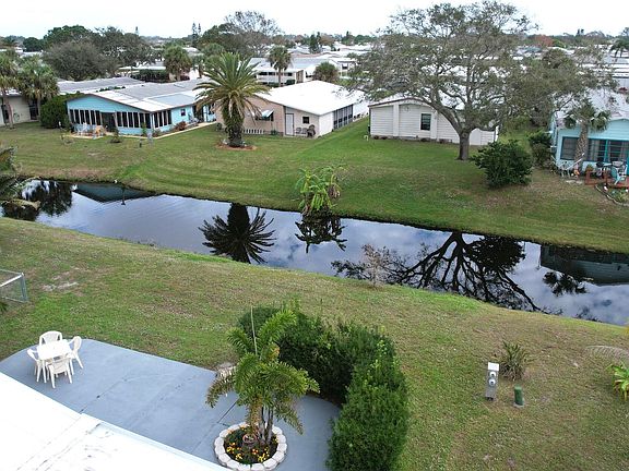 2nd image of 852 Waterway Drive